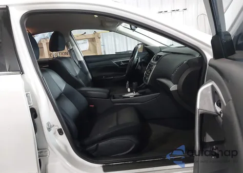 2017 Nissan Altima 2.5 Sr из США, поврежденный, VIN 1N4AL3AP0HC221736